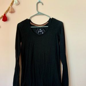 Black Long Sleeve Tee